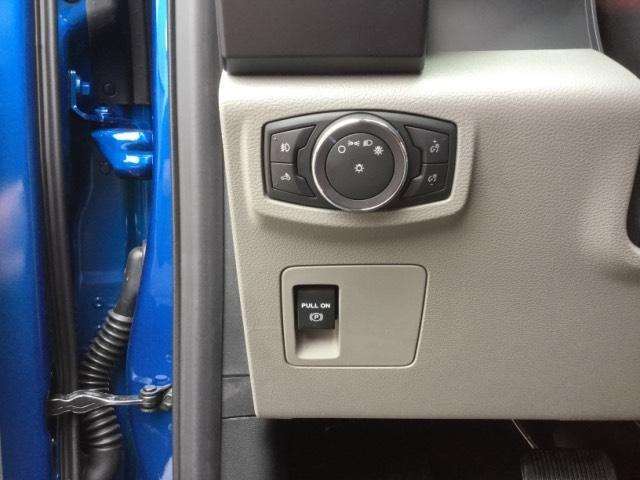 2017 Ford F-150 XL 4WD SuperCrew 5.5&#39; Box